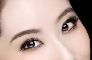 中山三院的朱蕾醫(yī)生如何完美實(shí)現(xiàn)雙眼皮？案例分享，引發(fā)您的興趣了嗎？