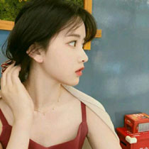 鮑藝雯