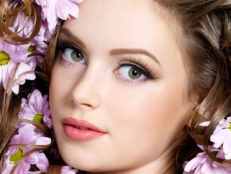 有效去痘?。刻接懗庾盈煼ǖ闹委熜Ч?/>
                            </a>
                                <p>無論男女，面對痘痘和痘印的困擾，都會(huì)希望能找到一種有效的治療方法。超光子療法作為一種新興的治療手段，受到了越來越多人的關(guān)注。那么，超光子療法的治療效果如何呢？本文將探討超光子療法對于去痘印的療效。什么是超光子療法？超光子療法是利用高能量、高頻率的激光技術(shù)進(jìn)行皮膚深層組織的治療和修復(fù)。它通過激光的</p>
                        </div>
                    </div>
                </li>
						
            </ul>
            <br>
			<div   id=