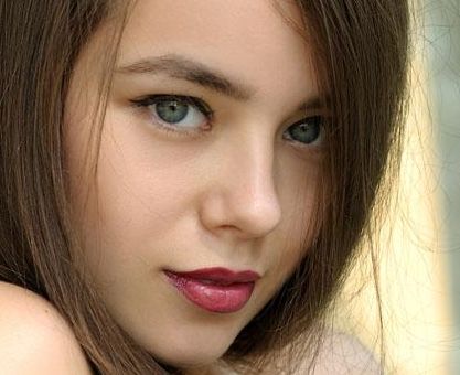 俄羅斯模特Valeria Lukyanova整容后的身材曝光，太驚艷了！