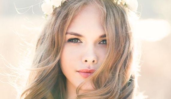 夏季安全嫩膚，彩光療程術(shù)后妝容定妝何時適宜？
