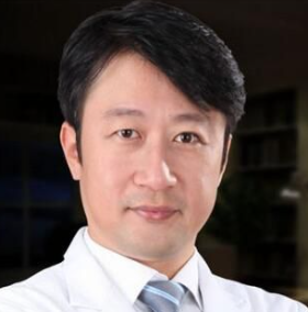 許再榮 許再榮