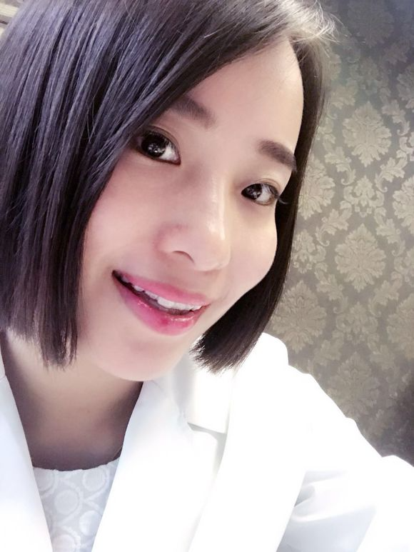 重慶齊美口腔周映丞醫(yī)生做牙齒隱形矯正怎么樣？附牙齒隱形矯正案例
