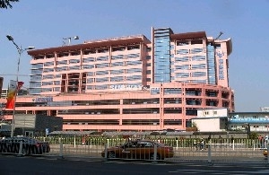 北京市海淀醫(yī)院吸脂瘦臉效果如何？風(fēng)險大嗎？