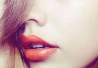 巴中時光醫(yī)學(xué)美容門診部做玻尿酸豐唇效果怎么樣？附李紅強豐唇案例