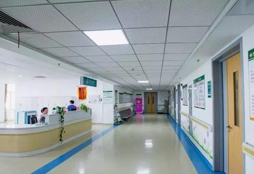 蕪湖交通醫(yī)院整形美容?？芲走廊