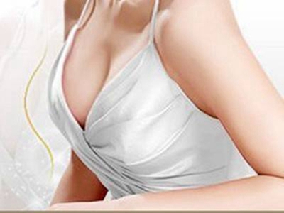自體脂肪豐胸能維持多久？